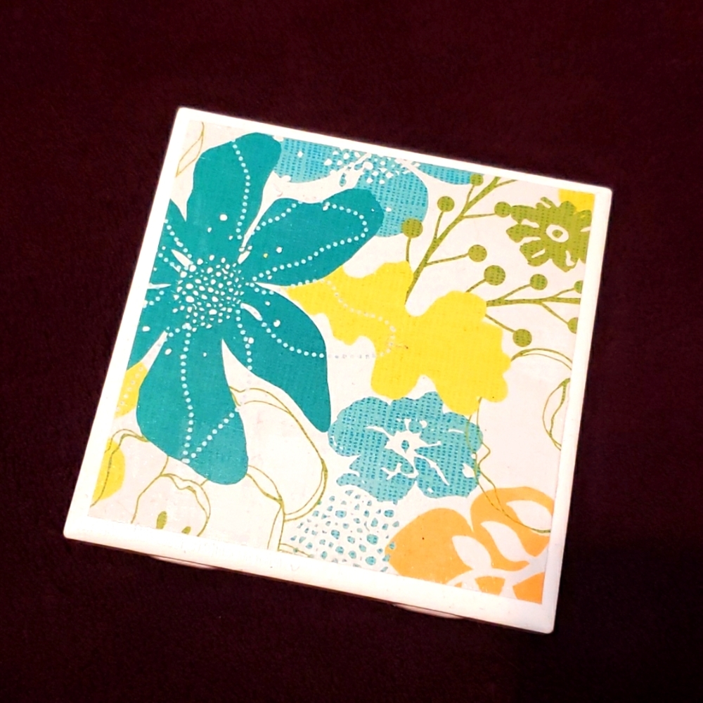 🔴 🆓️ FREE* Handmade Decorative Ceramic Floral Drink Coaster 🔴
